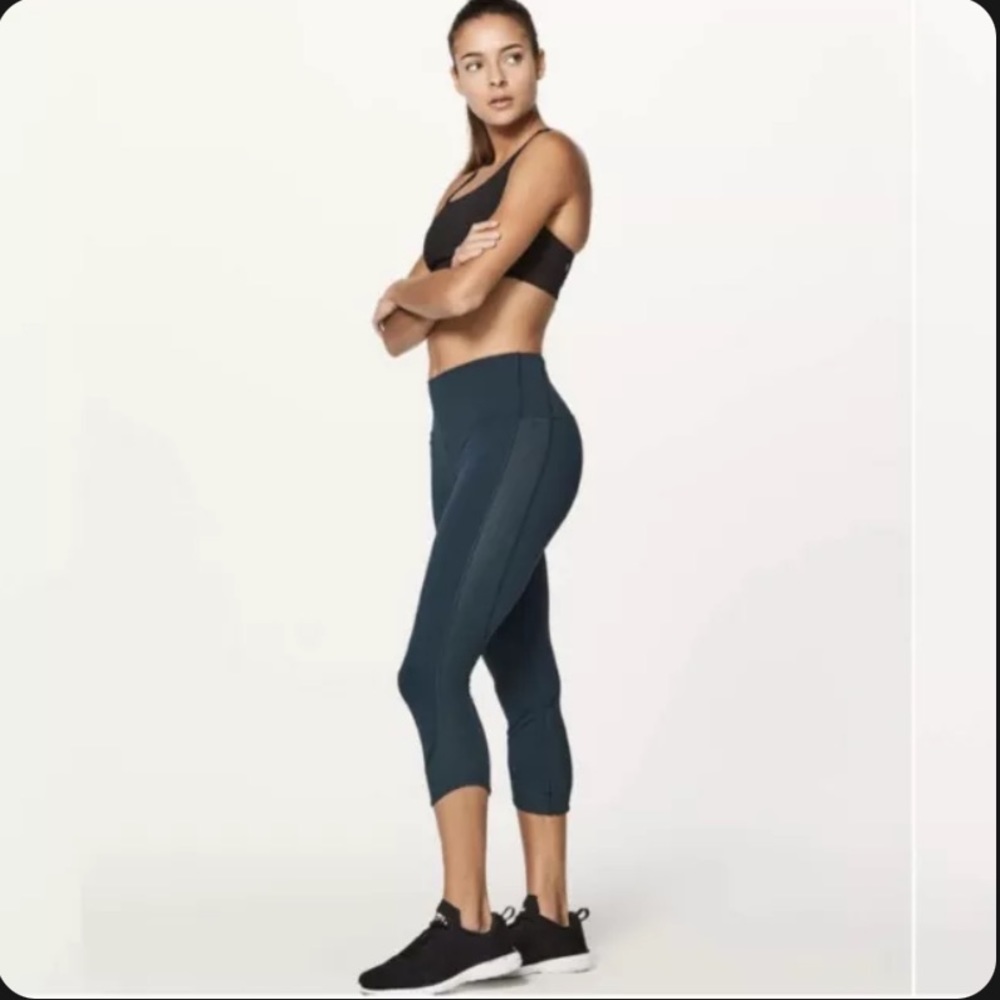 Lululemon Ready Set Go Crop 21” Submarine Leggings